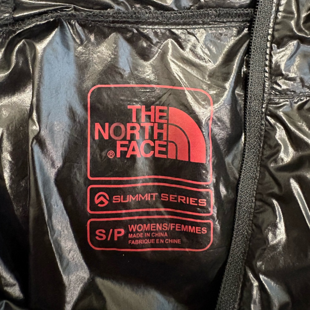 The North Face Black Hooded SUPER Thin Zip-Up - Picture 4 of 4